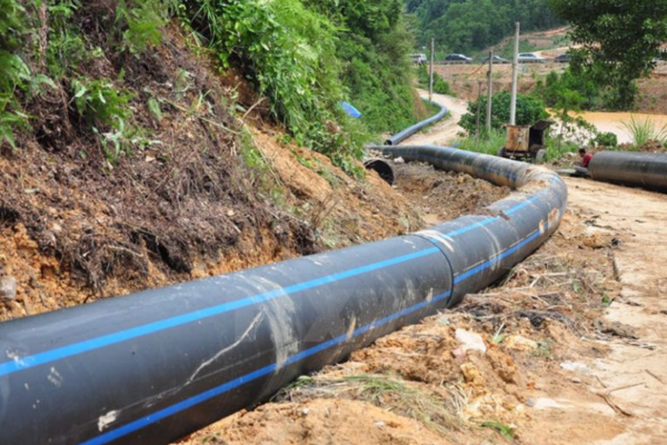 Ống HDPE trong xử lý, dẫn bùn thải