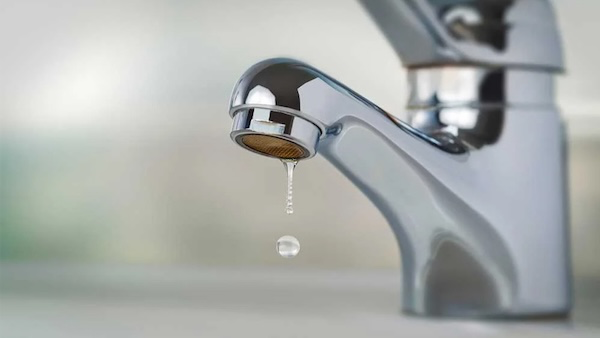 Ống nước kêu to khi mở vòi