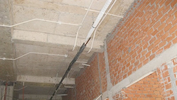 Ống luồn dây điện chống cháy Tiền Phong Nam